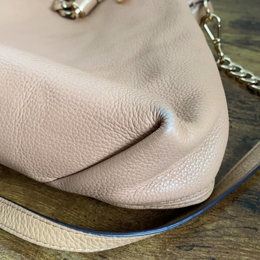 Mk Camden Large Drawstring Bag In Suntan Leather - image 6